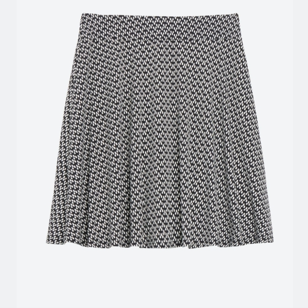 Renee C. lined black and white swing skirt SP